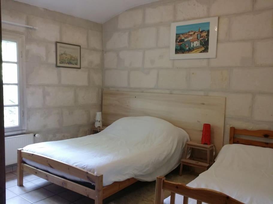 Maison Dans Un Mas Le Moulin Piot Bellegarde  Екстериор снимка